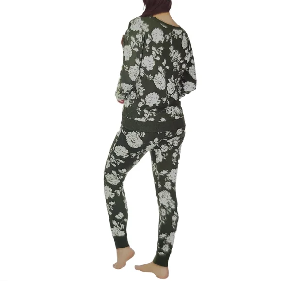 Brand New Honeydew Super Soft Olive Floral Pajama, 2-Piece Set, Size XL - Picture 2 of 5